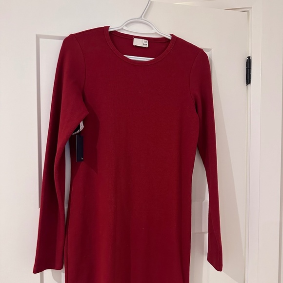 Long Sleeve Aritzia dress - Picture 1 of 3